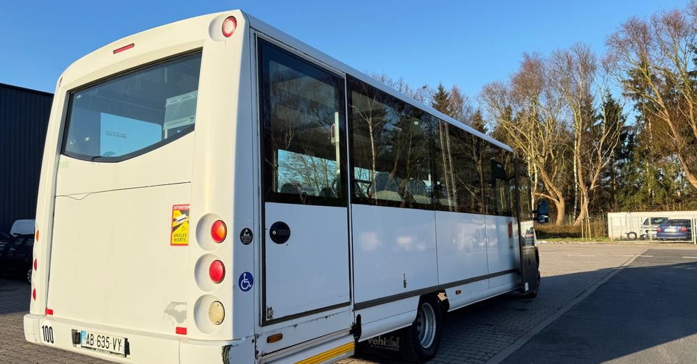 Iveco Aptineo / mała klima / 28 miejsc / winda / CENA: 67500 zł netto - حافلة صغيرة, ميكروباص: صور 3 Iveco Aptineo / mała klima / 28 miejsc / winda / CENA: 67500 zł netto - حافلة صغيرة, ميكروباص: صور 3