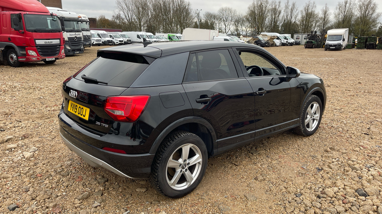 AUDI Q2 35 1.5 TFSI Sport - سيارة ستيشن: صور 4 AUDI Q2 35 1.5 TFSI Sport - سيارة ستيشن: صور 4
