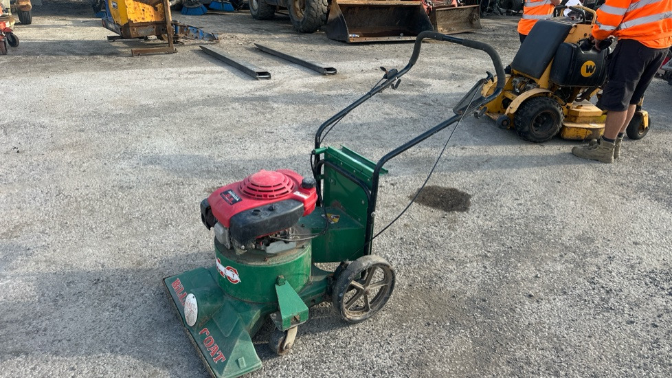 BILLY GOAT SV50H STREET VACUUM CLEANER - معدات البناء: صور 4 BILLY GOAT SV50H STREET VACUUM CLEANER - معدات البناء: صور 4