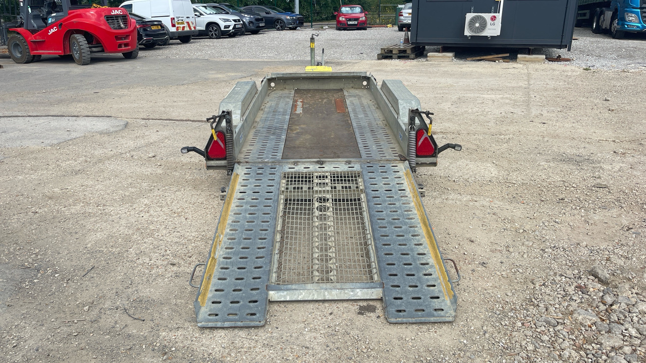 BRIAN JAMES CARGO DIGGER T-02-T - مقطورة لنقل المعدات: صور 5 BRIAN JAMES CARGO DIGGER T-02-T - مقطورة لنقل المعدات: صور 5
