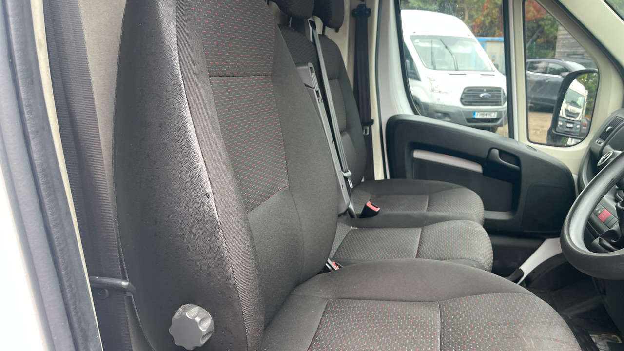 Citroen Relay 130 2.2 140ps - فان: صور 5 Citroen Relay 130 2.2 140ps - فان: صور 5