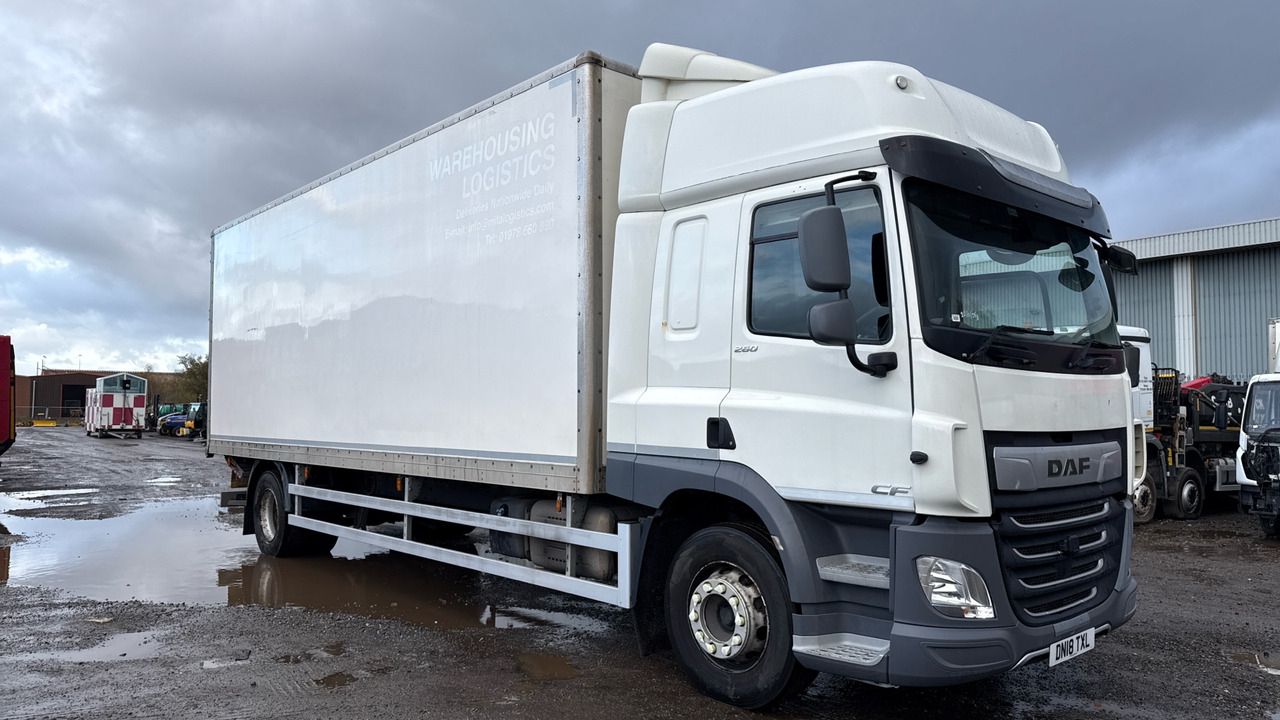 DAF CF 260 - بصندوق مغلق شاحنة: صور 1 DAF CF 260 - بصندوق مغلق شاحنة: صور 1
