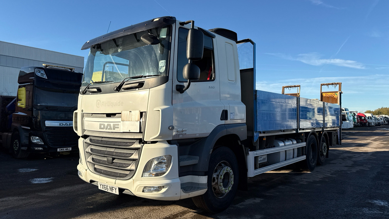 DAF CF 330 - شاحنات مسطحة: صور 2 DAF CF 330 - شاحنات مسطحة: صور 2