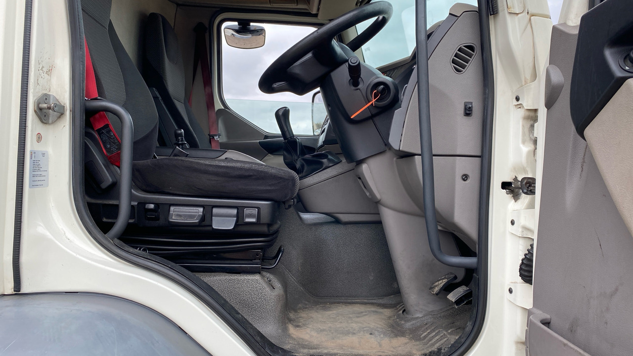 DAF LF 220 - مبردة شاحنة: صور 5 DAF LF 220 - مبردة شاحنة: صور 5