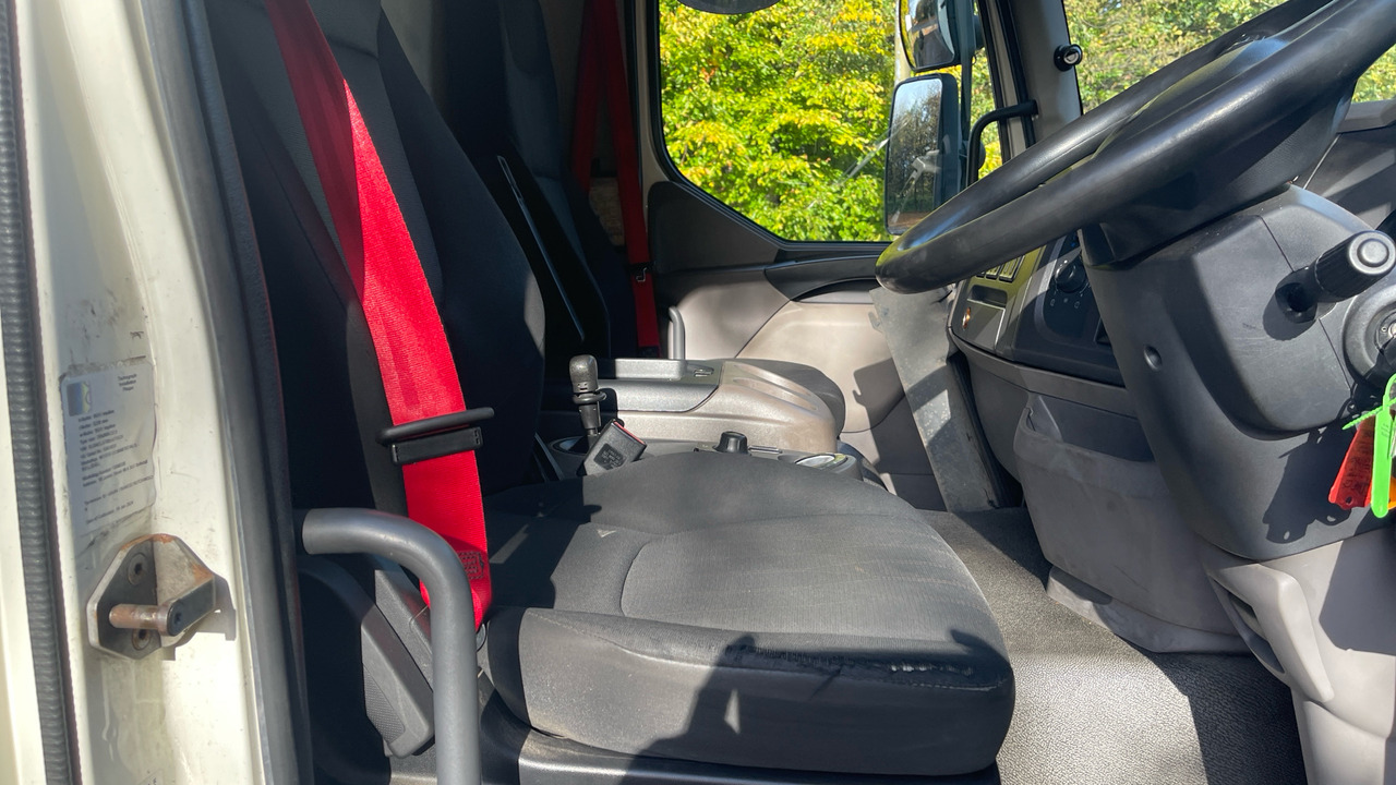 DAF LF 230 - شاحنة ستارة: صور 5 DAF LF 230 - شاحنة ستارة: صور 5