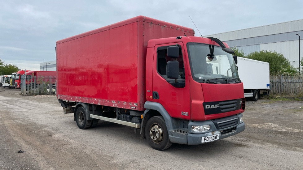 DAF LF 45.140 7.5 TONNE - بصندوق مغلق شاحنة: صور 1 DAF LF 45.140 7.5 TONNE - بصندوق مغلق شاحنة: صور 1
