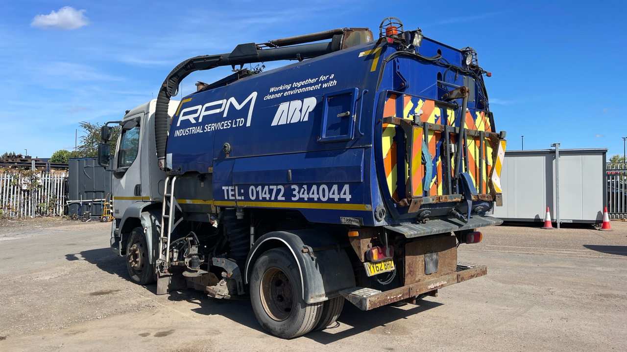 DAF LF 55.220 - سياره كنس شوارع: صور 3 DAF LF 55.220 - سياره كنس شوارع: صور 3
