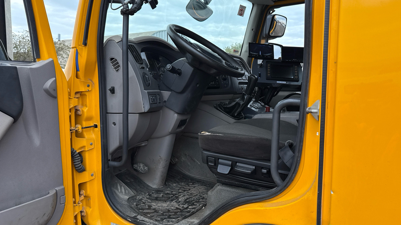 DAF LF - سياره كنس شوارع: صور 5 DAF LF - سياره كنس شوارع: صور 5