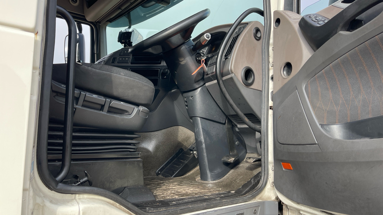 DAF XF 480 - شاحنة جرار: صور 5 DAF XF 480 - شاحنة جرار: صور 5