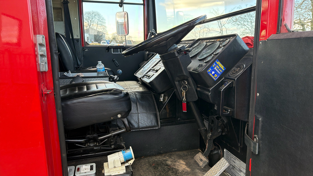 DENNIS RS 135 - المطافئ: صور 5 DENNIS RS 135 - المطافئ: صور 5