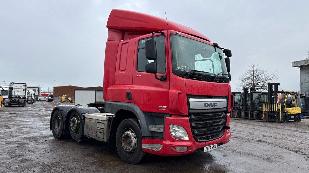 Daf CF 440 - شاحنة جرار: صور 1 Daf CF 440 - شاحنة جرار: صور 1