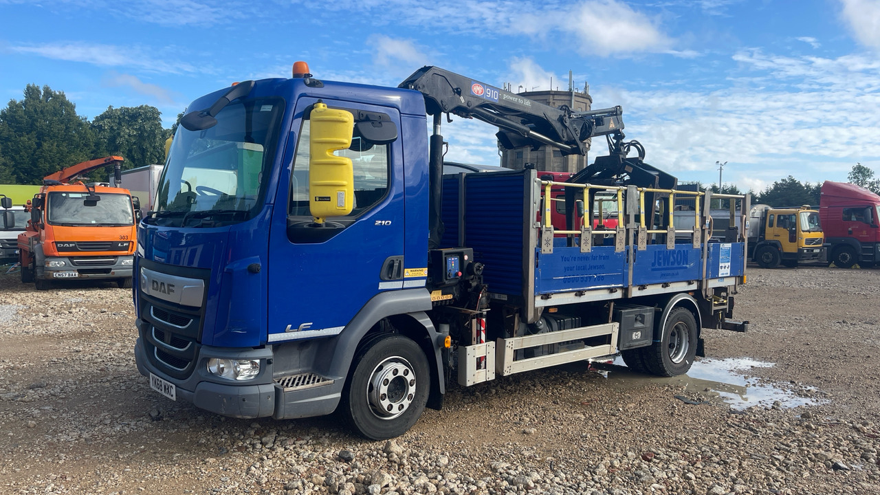 Daf LF 210 - شاحنات مسطحة, شاحنة كرين: صور 2 Daf LF 210 - شاحنات مسطحة, شاحنة كرين: صور 2