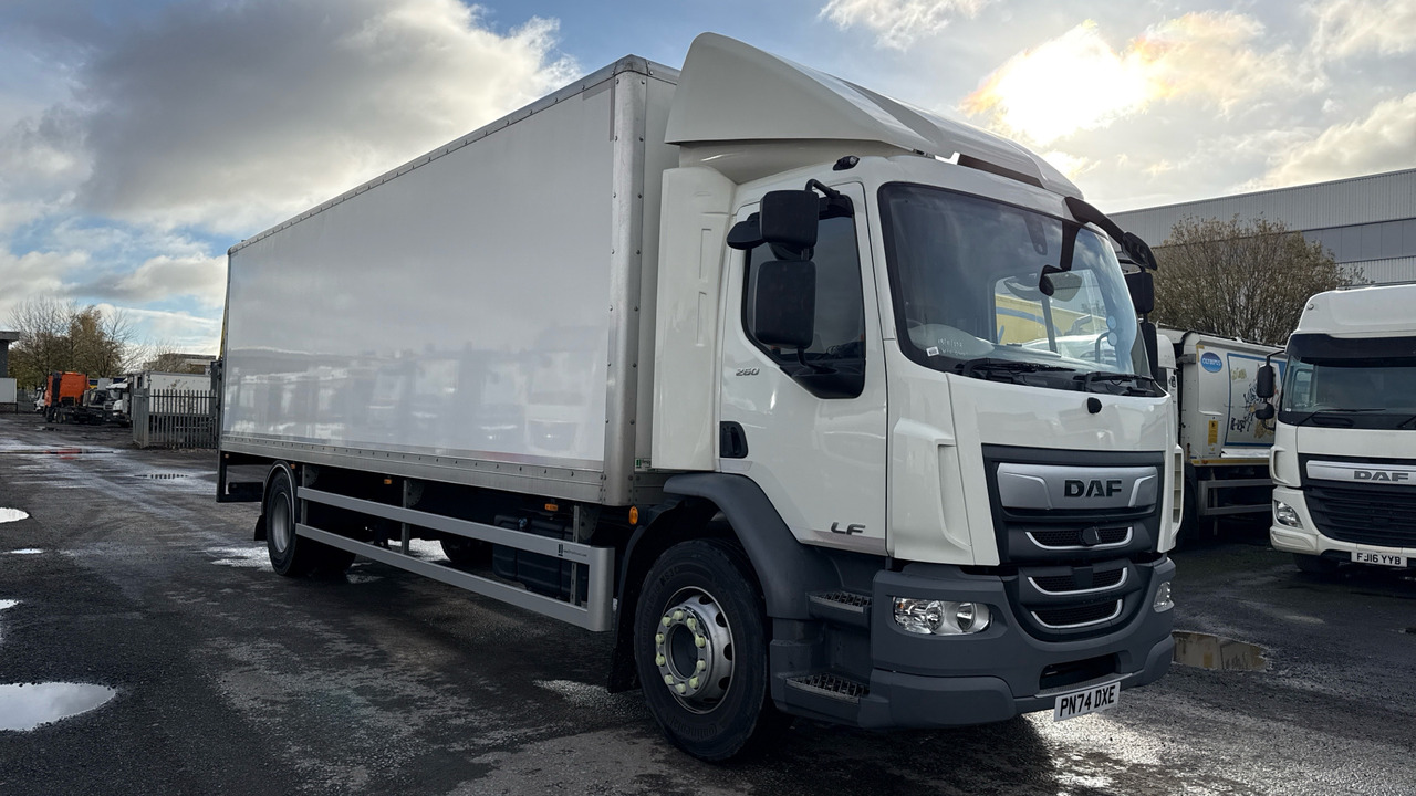 Daf LF 260 - بصندوق مغلق شاحنة: صور 1 Daf LF 260 - بصندوق مغلق شاحنة: صور 1