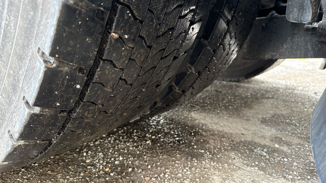 شاحنة جرار Daf XF 480: صور 17