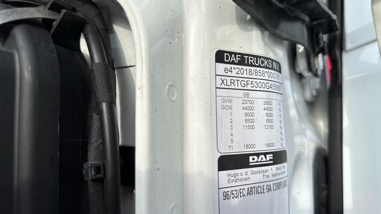 شاحنة جرار Daf XF 480: صور 12