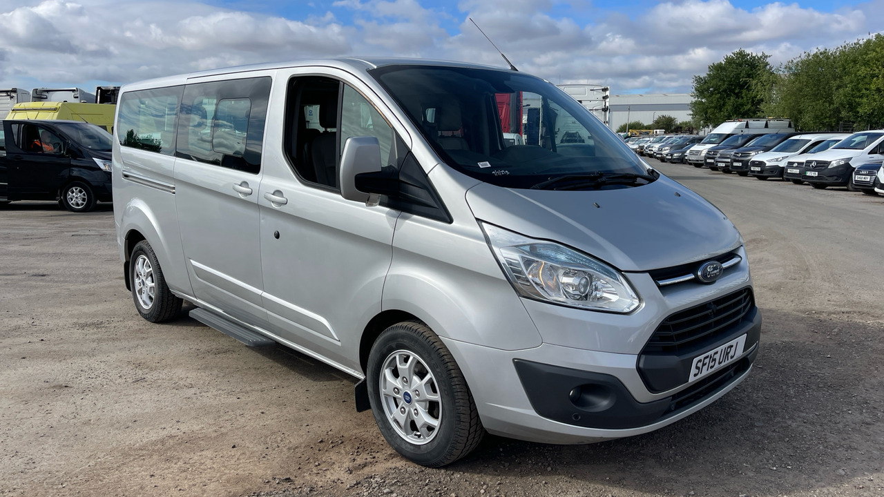 FORD TOURNEO CUSTOM 300 2.2 TDCi 125PS - حافلة صغيرة, ميكروباص: صور 1 FORD TOURNEO CUSTOM 300 2.2 TDCi 125PS - حافلة صغيرة, ميكروباص: صور 1