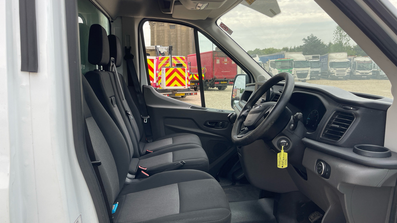 FORD TRANSIT 2.0 ECOBLUE 130PS - الشاحنات الصغيرة صندوق مغلق: صور 5 FORD TRANSIT 2.0 ECOBLUE 130PS - الشاحنات الصغيرة صندوق مغلق: صور 5