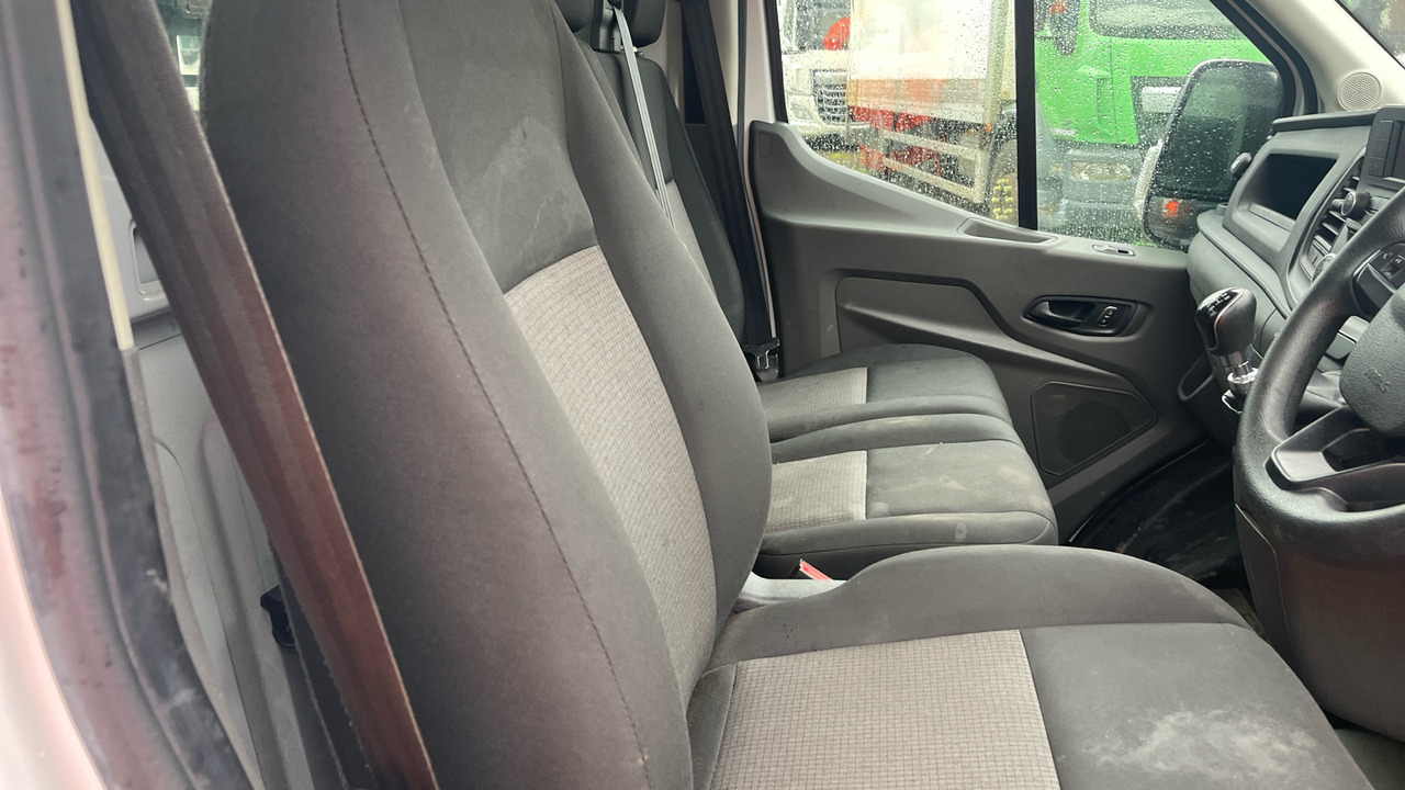 FORD TRANSIT 350 2.0 TDCi 130PS LEADER - الشاحنات الصغيرة المسطحة: صور 5 FORD TRANSIT 350 2.0 TDCi 130PS LEADER - الشاحنات الصغيرة المسطحة: صور 5