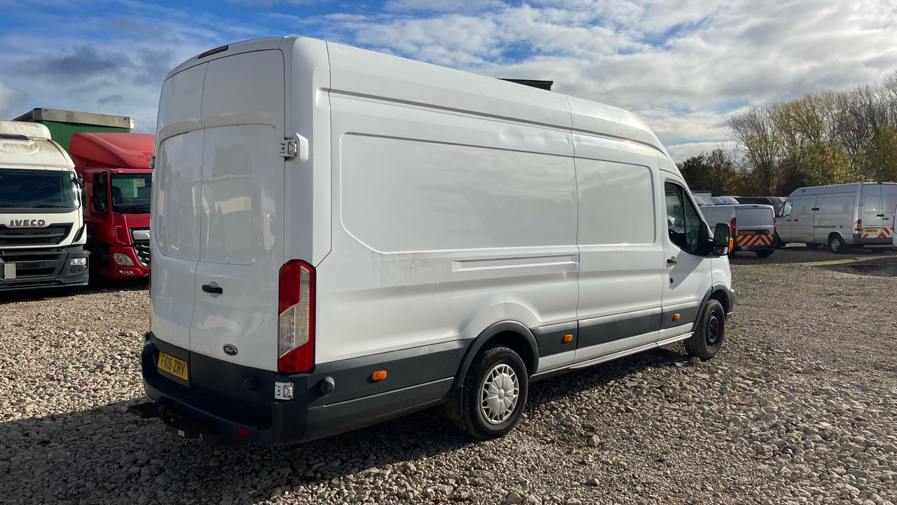 FORD TRANSIT 350 2.2 TDCI 125PS - فان: صور 4 FORD TRANSIT 350 2.2 TDCI 125PS - فان: صور 4