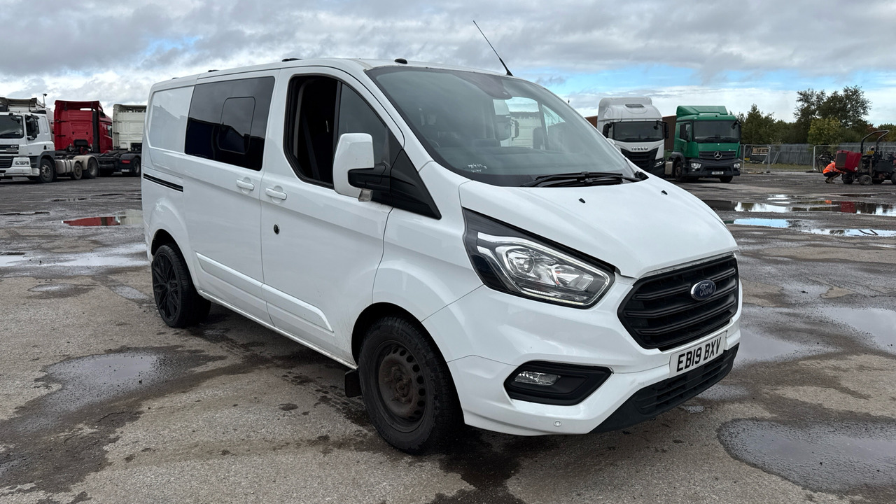 FORD TRANSIT CUSTOM 300 2.0 ECOBLUE 130PS - الشاحنات الصغيرة كابينة مزدوجة: صور 1 FORD TRANSIT CUSTOM 300 2.0 ECOBLUE 130PS - الشاحنات الصغيرة كابينة مزدوجة: صور 1