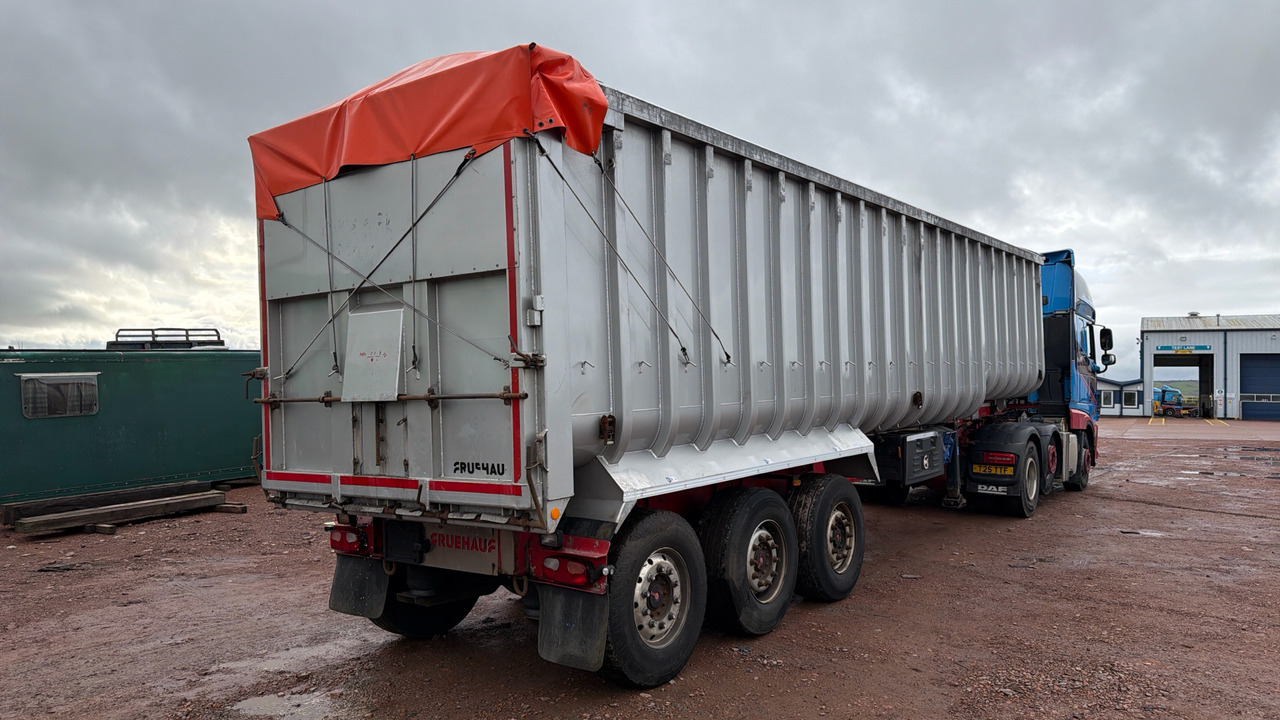 FRUEHAUF - قلابة نصف مقطورة: صور 5 FRUEHAUF - قلابة نصف مقطورة: صور 5