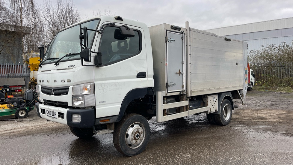 FUSO CANTER 6C18 - قلابات: صور 3 FUSO CANTER 6C18 - قلابات: صور 3