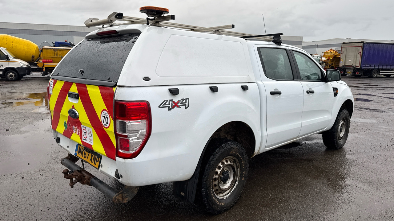Ford Ranger XL 2.2 TDCI 150PS - شاحنة البيك أب, الشاحنات الصغيرة كابينة مزدوجة: صور 4 Ford Ranger XL 2.2 TDCI 150PS - شاحنة البيك أب, الشاحنات الصغيرة كابينة مزدوجة: صور 4