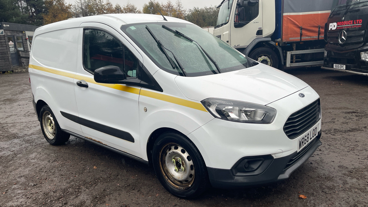 Ford Transit COURIER 1.5 TDCi - فان المدمجة: صور 1 Ford Transit COURIER 1.5 TDCi - فان المدمجة: صور 1