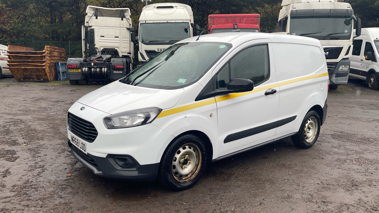 Ford Transit COURIER 1.5 TDCi - فان المدمجة: صور 2 Ford Transit COURIER 1.5 TDCi - فان المدمجة: صور 2