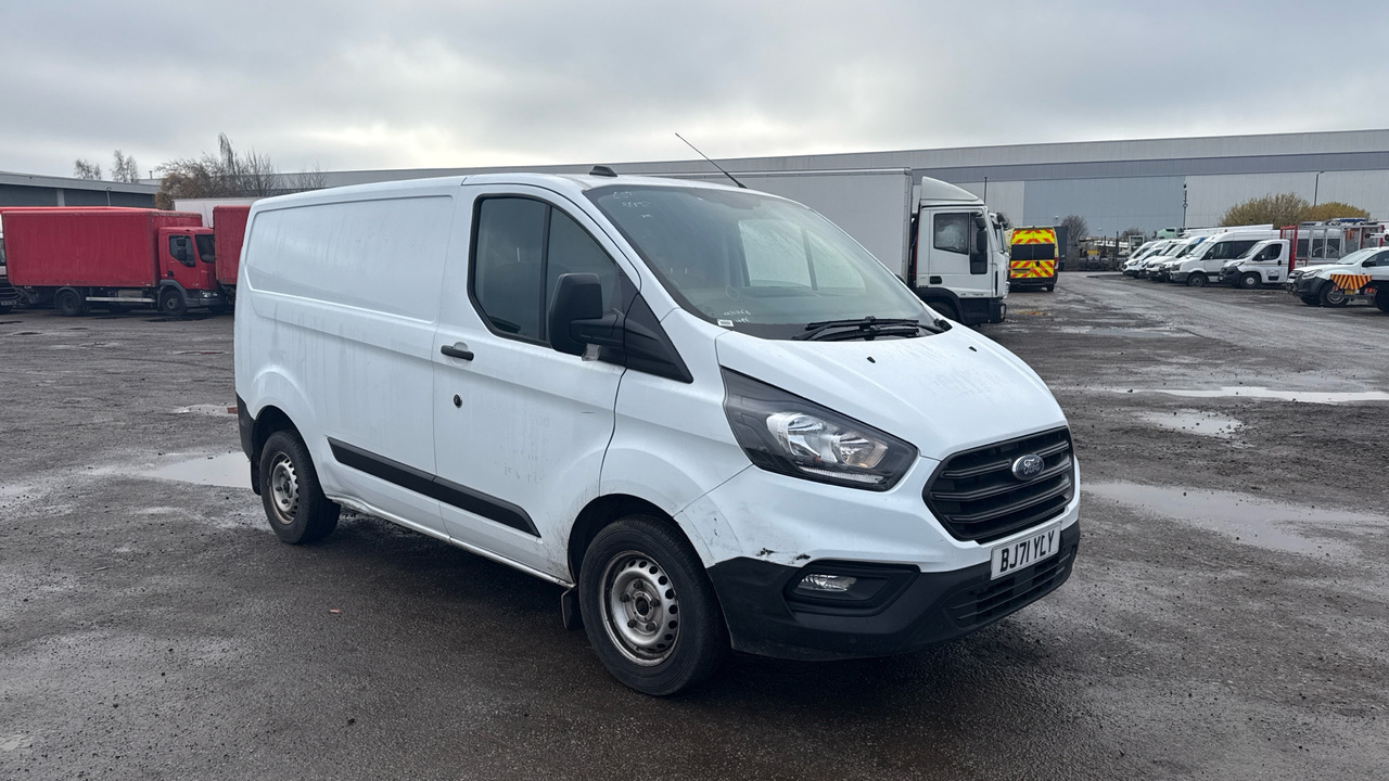 Ford Transit Custom 300 2.0 ECOBLUE 105PS LEADER - فان المدمجة: صور 1 Ford Transit Custom 300 2.0 ECOBLUE 105PS LEADER - فان المدمجة: صور 1