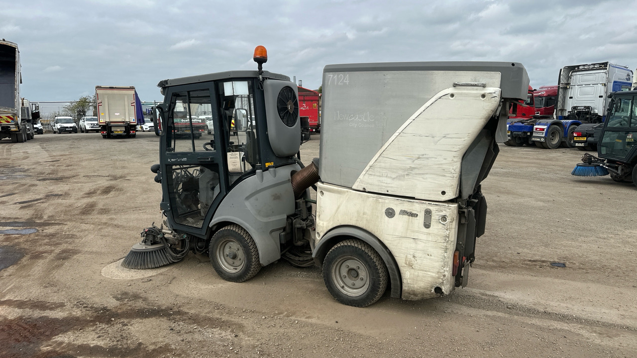 HAKO CITYMASTER 600 - سياره كنس شوارع: صور 3 HAKO CITYMASTER 600 - سياره كنس شوارع: صور 3