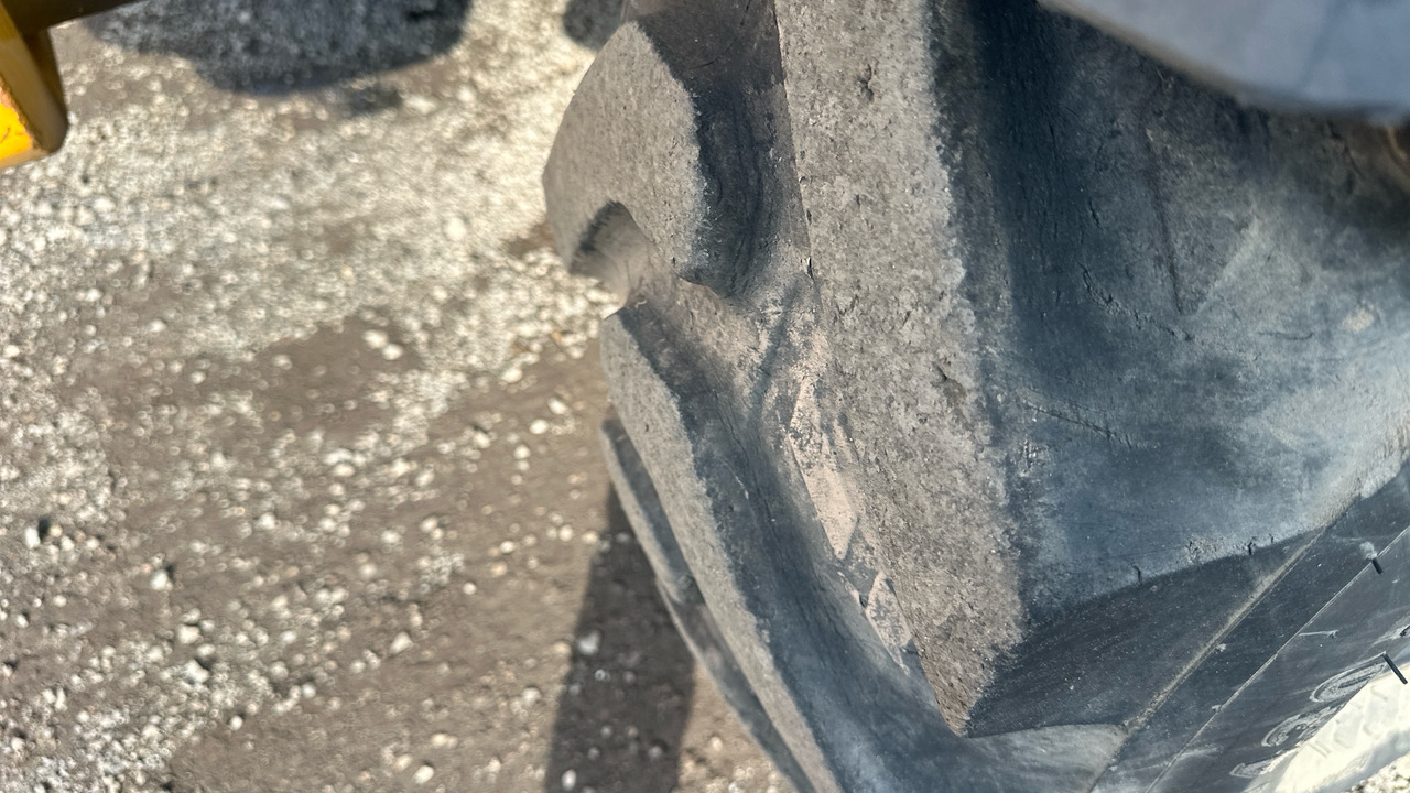 رافعة تلسكوبية HAULOTTE HTL 4014: صور 17 رافعة تلسكوبية HAULOTTE HTL 4014: صور 17