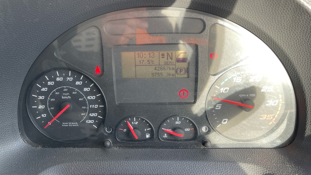 شاحنة ستارة Iveco Eurocargo 110E21: صور 6