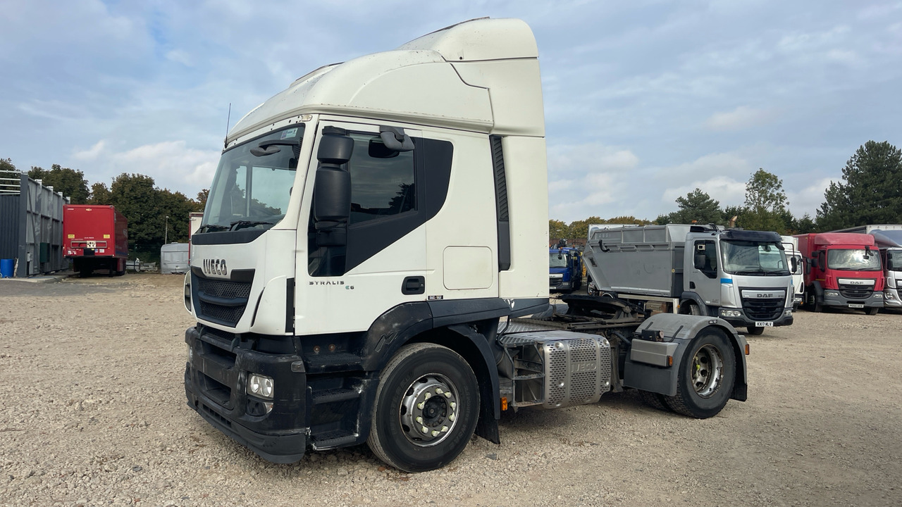Iveco Stralis 460 - شاحنة جرار: صور 2 Iveco Stralis 460 - شاحنة جرار: صور 2