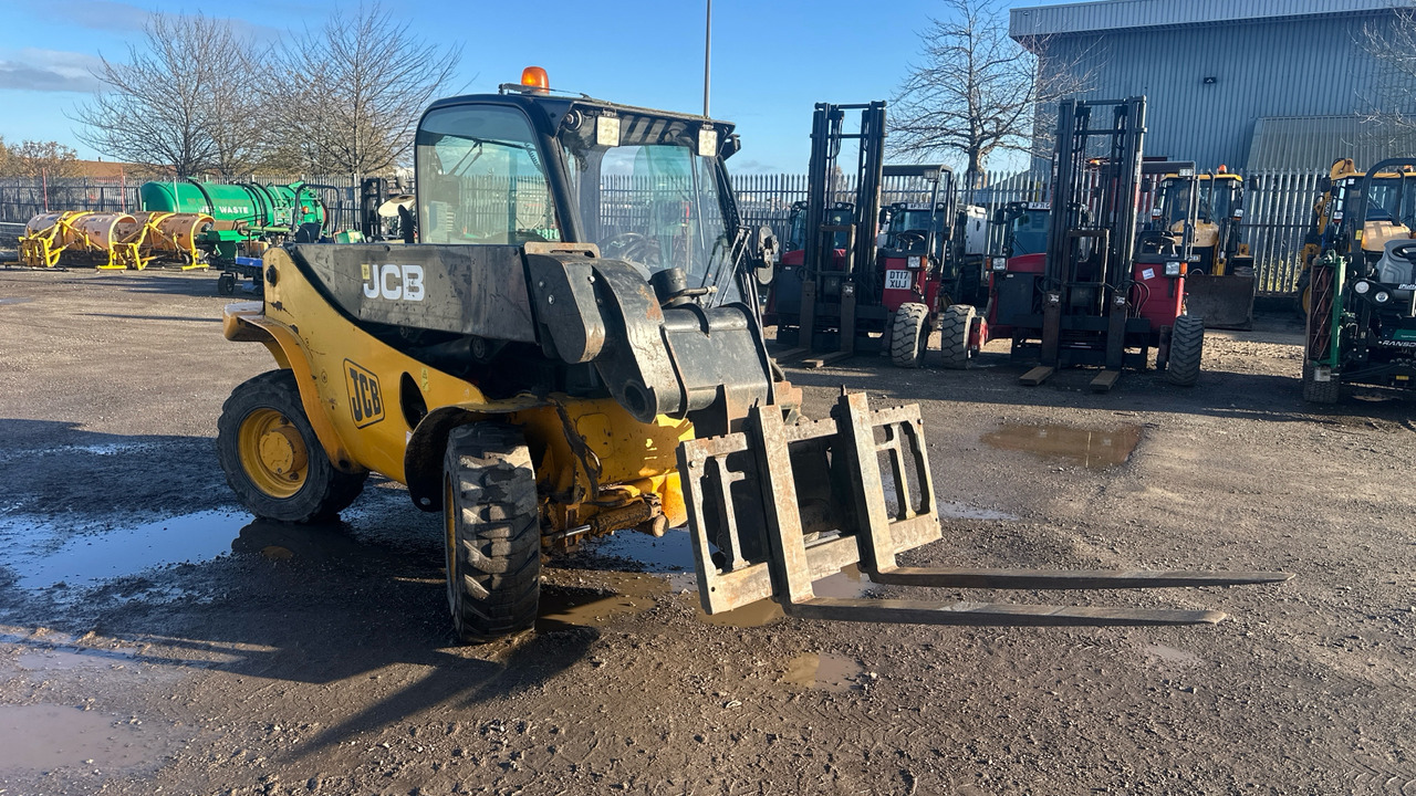 JCB 520/40 - رافعة تلسكوبية: صور 1 JCB 520/40 - رافعة تلسكوبية: صور 1