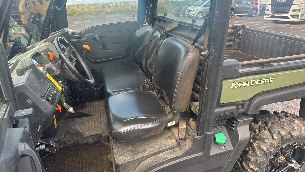 JOHN DEERE GATOR XUV865M - جرار: صور 5 JOHN DEERE GATOR XUV865M - جرار: صور 5