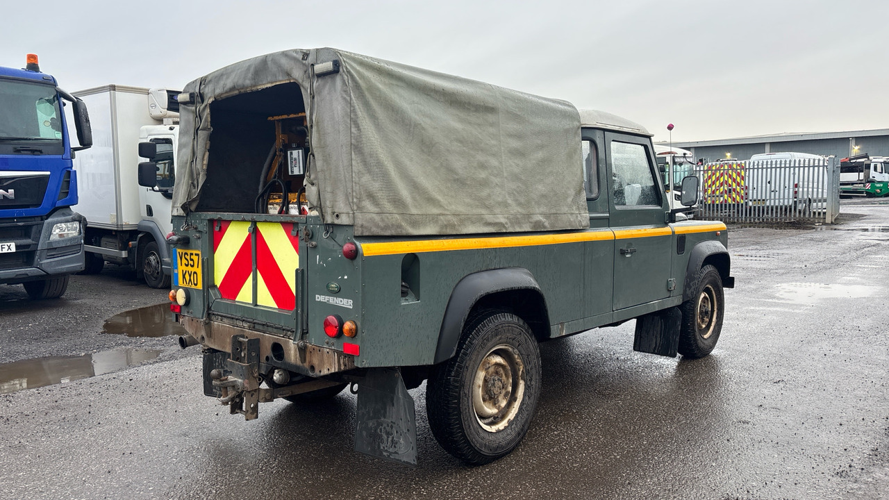 LAND ROVER DEFENDER 110 TDCI - شاحنة البيك أب: صور 4 LAND ROVER DEFENDER 110 TDCI - شاحنة البيك أب: صور 4