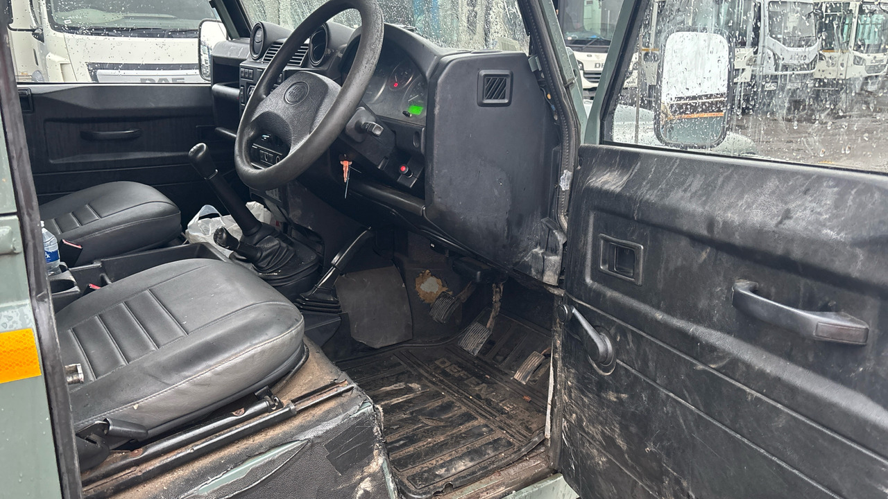 LAND ROVER DEFENDER 110 TDCI - شاحنة البيك أب: صور 5 LAND ROVER DEFENDER 110 TDCI - شاحنة البيك أب: صور 5