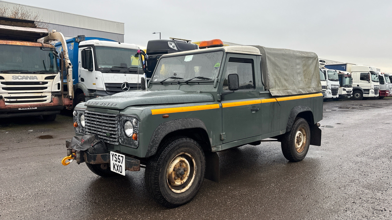 LAND ROVER DEFENDER 110 TDCI - شاحنة البيك أب: صور 2 LAND ROVER DEFENDER 110 TDCI - شاحنة البيك أب: صور 2