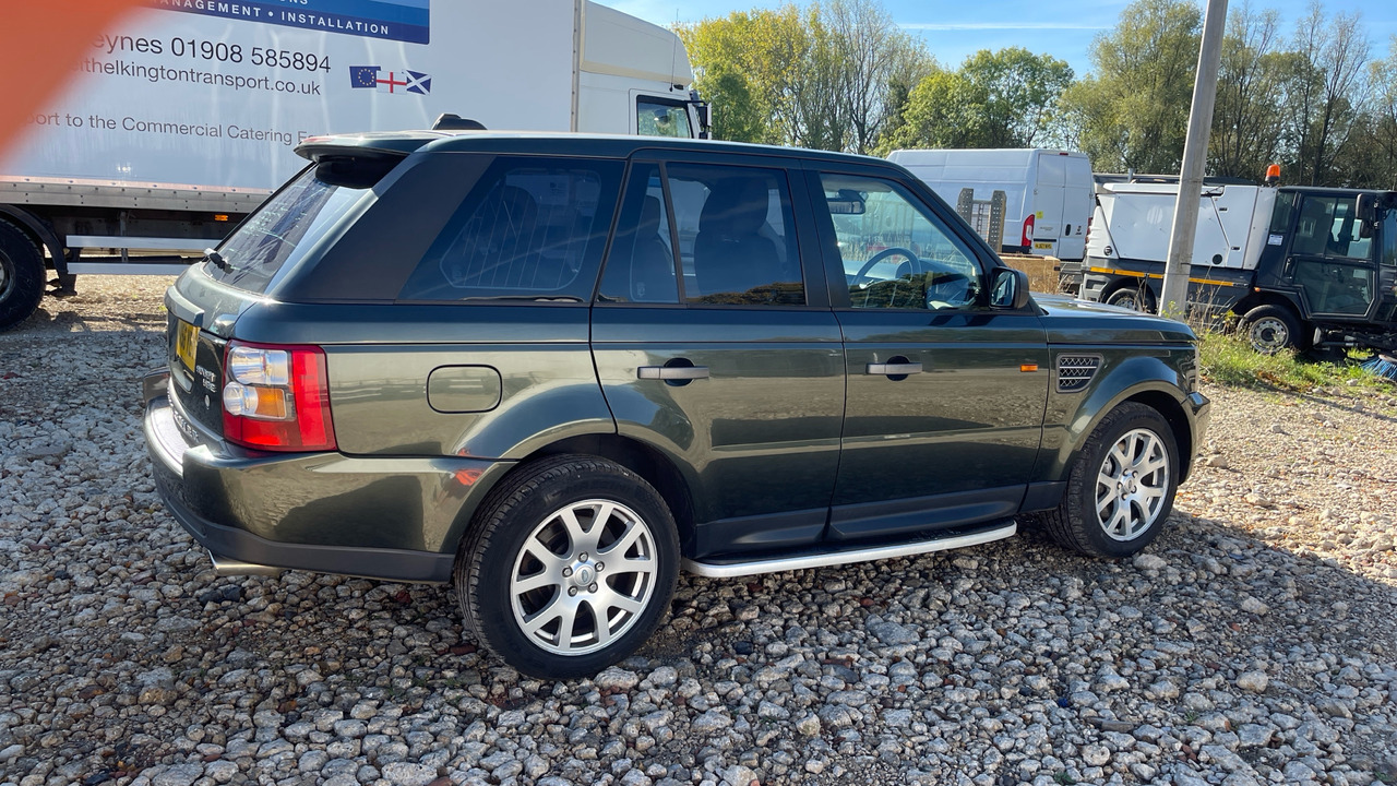 LAND ROVER RANGE ROVER SPORT 2.7 V6 HSE - سيارة ستيشن: صور 4 LAND ROVER RANGE ROVER SPORT 2.7 V6 HSE - سيارة ستيشن: صور 4