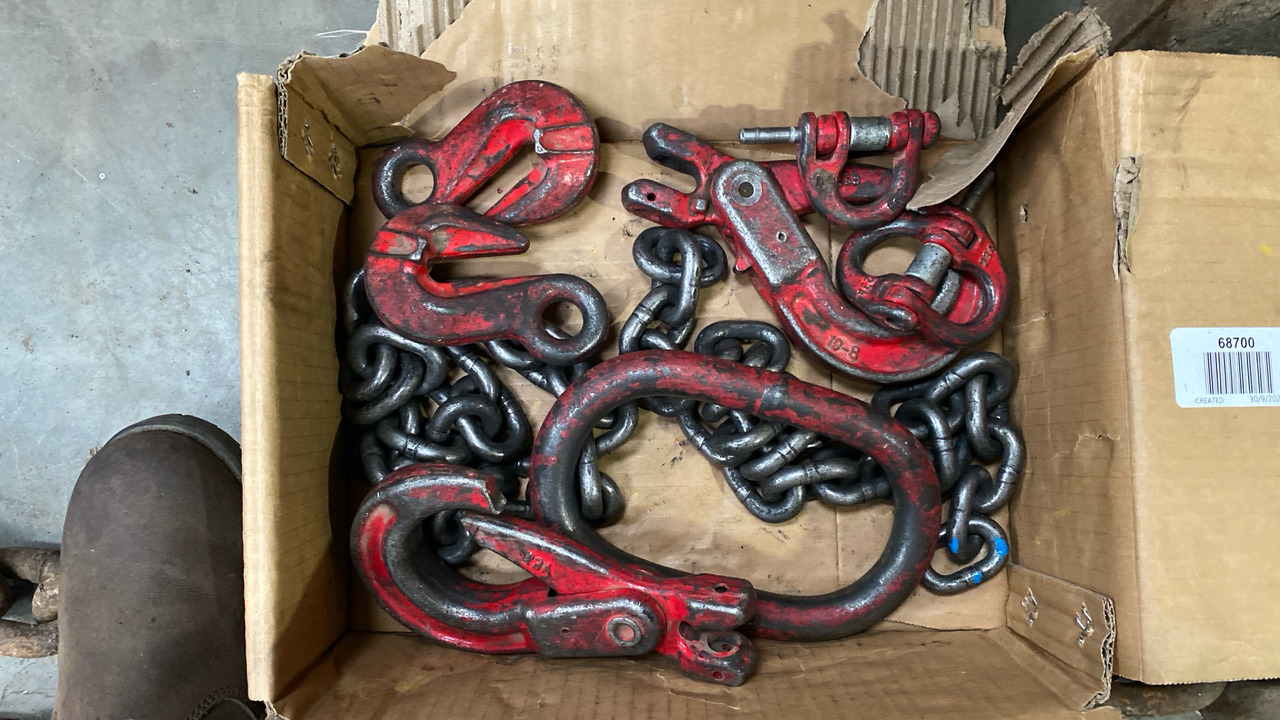 LIFTING CHAINS - معدات البناء: صور 2 LIFTING CHAINS - معدات البناء: صور 2