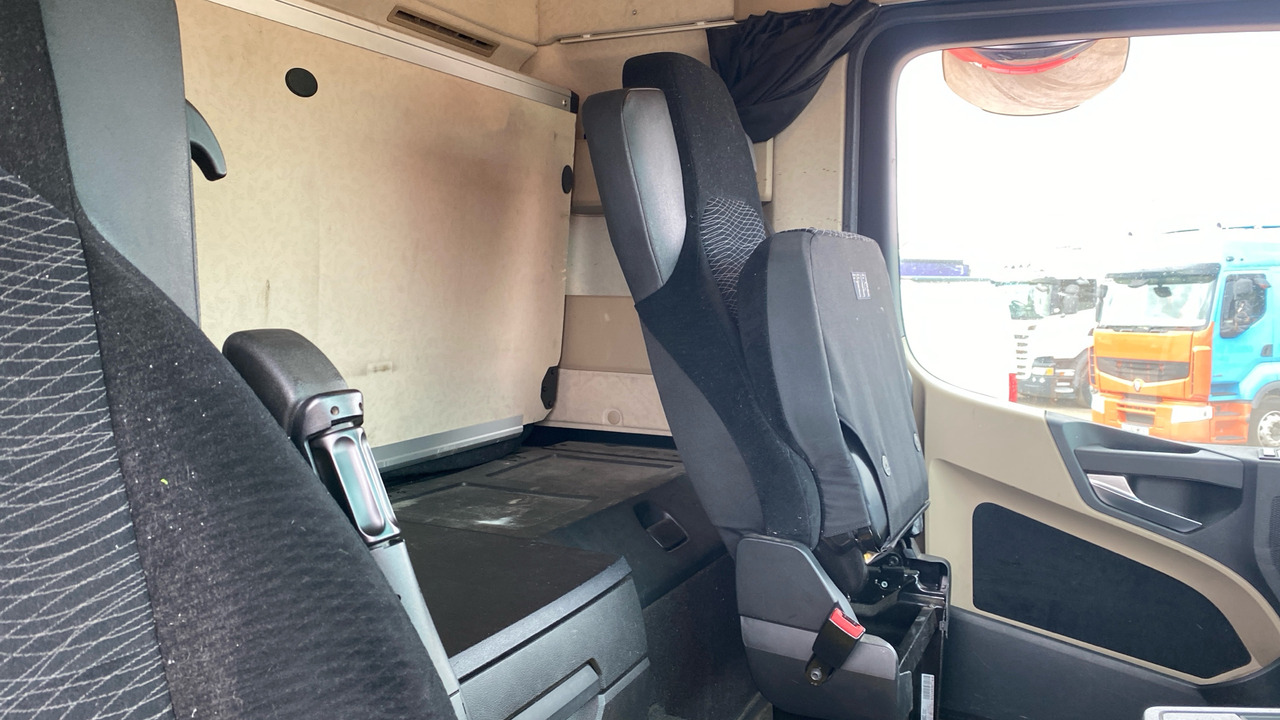 شاحنة جرار MERCEDES-BENZ ACTROS  2545: صور 8