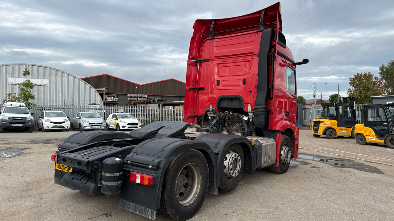 MERCEDES-BENZ ACTROS 2545 - شاحنة جرار: صور 4 MERCEDES-BENZ ACTROS 2545 - شاحنة جرار: صور 4