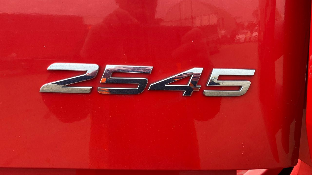 شاحنة جرار MERCEDES-BENZ ACTROS  2545: صور 22