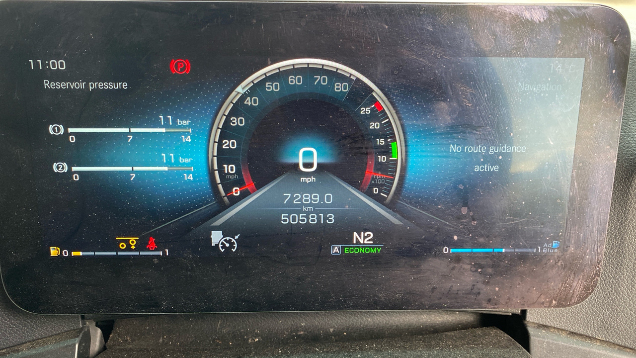 شاحنة جرار MERCEDES-BENZ ACTROS  2545: صور 6