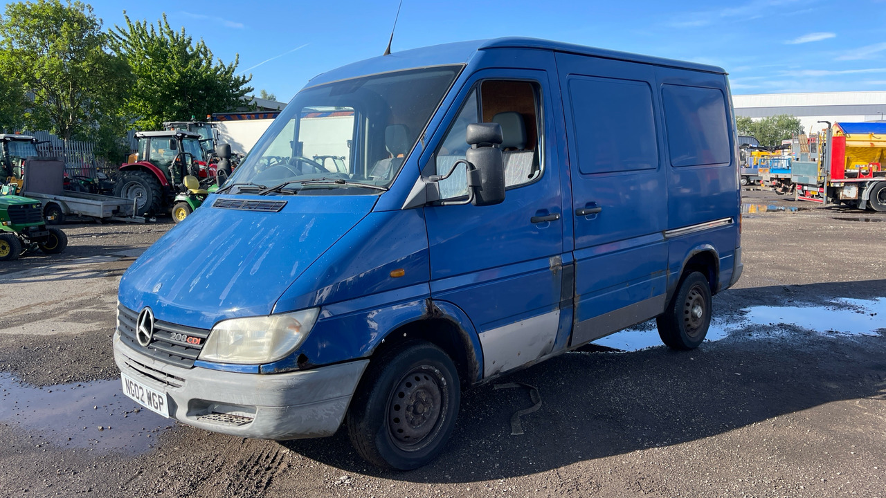 MERCEDES-BENZ SPRINTER 208 CDI - فان المدمجة: صور 2 MERCEDES-BENZ SPRINTER 208 CDI - فان المدمجة: صور 2