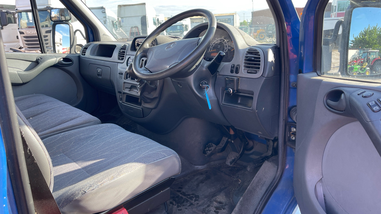 MERCEDES-BENZ SPRINTER 208 CDI - فان المدمجة: صور 5 MERCEDES-BENZ SPRINTER 208 CDI - فان المدمجة: صور 5