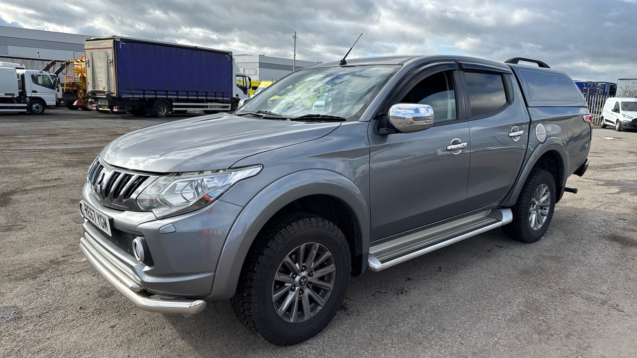 MITSUBISHI L200  DI-D 178 Barbarian - شاحنة البيك أب, الشاحنات الصغيرة كابينة مزدوجة: صور 2 MITSUBISHI L200  DI-D 178 Barbarian - شاحنة البيك أب, الشاحنات الصغيرة كابينة مزدوجة: صور 2