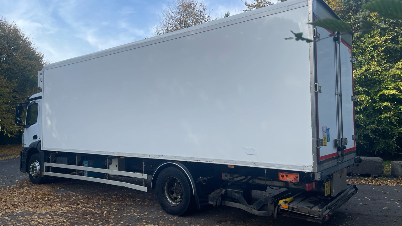 Mercedes-Benz Antos 1827 - مبردة شاحنة: صور 3 Mercedes-Benz Antos 1827 - مبردة شاحنة: صور 3