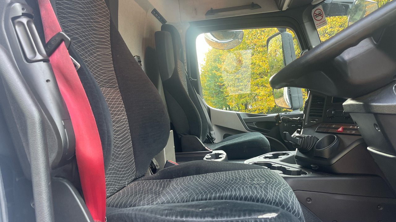 Mercedes-Benz Antos 1827 - مبردة شاحنة: صور 5 Mercedes-Benz Antos 1827 - مبردة شاحنة: صور 5